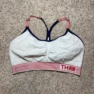 Tommy Hilfiger sorts bra